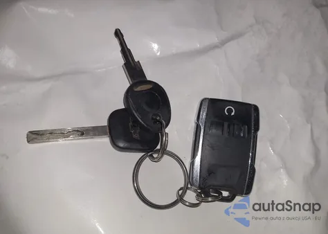 2016 Chevrolet Silverado 1500 High Country z USA, uszkodzony, nr VIN 3GCUKTECXGG357790